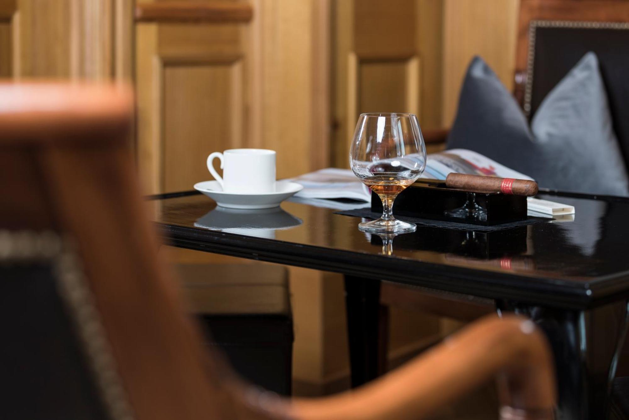 Hotel Schweizerhof St. Moritz Luaran gambar